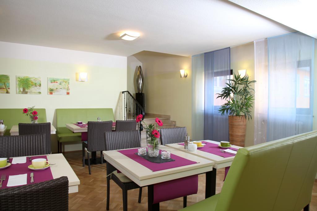 Hotel Frankenhof Höchberg Esterno foto